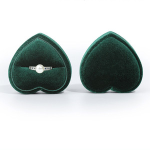 Boîtes à bijoux en velours vert pour colliers, pendentifs, boucles d'oreilles et bagues, boîte organisatrice de bijoux en daim - Product Image 2