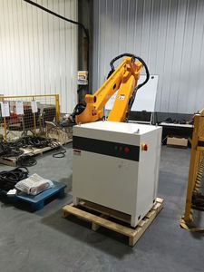 Robot de palettisation industriel à 6 axes avec une charge utile de 50 kg et une portée de 2100 mm - Product Image 3