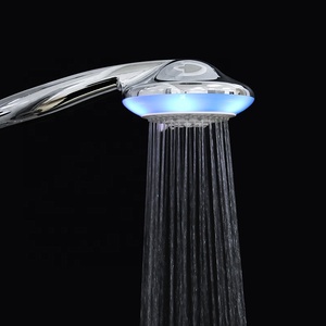 <span class=keywords><strong>Pommeau</strong></span> de <span class=keywords><strong>douche</strong></span> à lumière LED portable à haute pression - Product Image 3