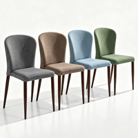 Chaise empilable à cadre métallique et pieds en bois grainé pour salle à manger et événements