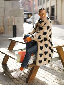 Women's <strong>Vintage</strong> Style Single Button Overcoat Thick Long Faux <strong>Fur</strong> <strong>Coats</strong> Plush Warm Outwear with Dye Processing - Product Image 5