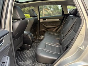 HAVAL F7 2020 2021 <span class=keywords><strong>2022</strong></span>, SUV de 5 Plazas, Transmisión Automática, Techo Panorámico, Asientos de Cuero Oscuros, Turbo - Product Image 4