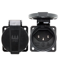 Prise de courant suisse à 3 broches noire 10A 230V IP55 T13 avec couvercle SN 441011 Standard Z135S