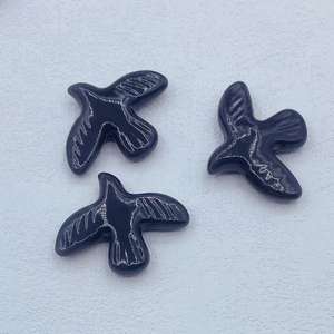 Alixpress Vente en gros transfrontalière directe usine : Perles en céramique en vrac pour bracelets DIY à perles, bijoux motif pigeon, pendentifs et breloques de mode - Product Image 2