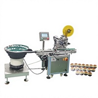 Machine d'étiquetage automatique à aspiration et application par vibration, précision 0,5, 220V, robuste, avec bande transporteuse personnalisée pour bouchons et papier