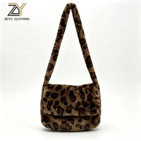 Tas Selempang Wanita Zeyu Motif Leopard Kasual, Tas Bahu Berbulu Lembut dengan Tutup, untuk Perjalanan Sehari-hari, Tas Tangan Bulu Imitasi Ramah Lingkungan ODM/OEM