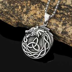 Yunnique – collier avec pendentif Dragon en acier inoxydable pour hommes, Design nordique Viking, chaîne ronde, bijoux cadeau - Product Image 2