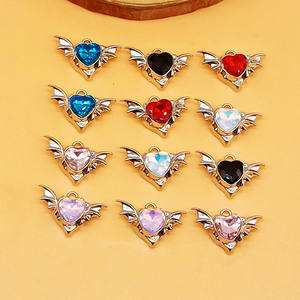 Cuentas sueltas en forma de corazón de cristal personalizadas para manualidades materiales hechos a mano collares pulseras accesorios fabricación de joyas - Product Image 5