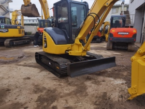 Precios baratos Excavadoras usadas Usadas Excavadora sobre orugas de segunda mano del motor del excavador barato de la segunda mano de La PC56-7 de los 2000 - Product Image 4