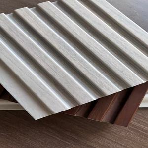 لوح جداري حديث من مركب الخشب والبلاستيك بتصاميم خشبية مقاوم للرطوبة وعازل للصوت لتزيين المنازل - Product Image 5