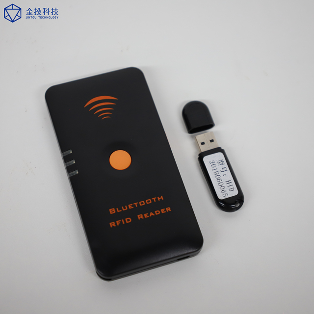 High Performance UHF RFID Handheld Reader ISO 18000-6C Android Wireless Long Range Scanner for Logistics
