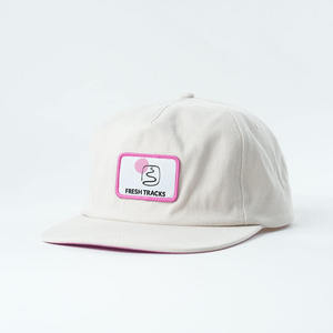 Casquettes Snapback non structurées à bord plat à 5 panneaux, chapeaux de papa à bord incurvé à 5 panneaux Chapeaux de tons différents - Product Image 1