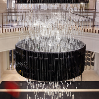 Lustre suspendu en verre artistique moderne ANNO pour escalier de villa duplex