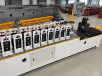 Machine de profilage automatique pour montants et rails de cloisons sèches, pour la production d'acier léger, avec découpe hydraulique motorisée