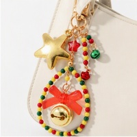 Porte-clés de Noël avec étoile dorée, clochette, perles colorées et breloque nœud rouge, pendentif de sac festif