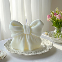 Bougie parfumée en cire de soja en forme de grand nœud 3D, avec logo personnalisé, rose et blanc, pour mariage, demoiselle d'honneur, anniversaire - Vente en gros