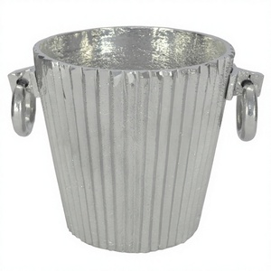 Refroidisseur de vin en aluminium avec poignées OEM personnalisé décoratif pour la maison Seau à glace pour bière Impression de logo Refroidisseur de vin Fournitures d'événement - Product Image 1