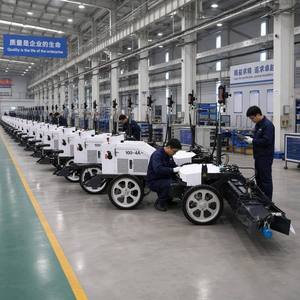 Robot laser <span class=keywords><strong>de</strong></span> nivellement <span class=keywords><strong>de</strong></span> sol haute performance <span class=keywords><strong>de</strong></span> 3 m avec moteur, conception compacte pour le nivellement des routes et des sols - Product Image 5