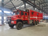 Camion de sauvetage tout-terrain FAW spécial incendie avec treuil, grue et générateur, camion de commandement de sauvetage tout-terrain robuste Jiefang
