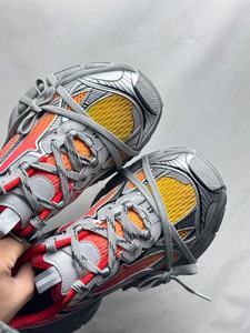 Zapatos de diseñador originales de alta calidad, zapatillas deportivas de marca famosa con cordones, para correr y de ocio, con parte superior de malla y diseño transpirable. - Product Image 3