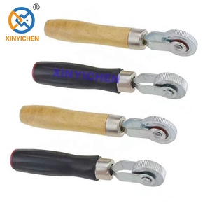 Herramienta de reparación de neumáticos de coche y camión, accesorio de tubo de rodamiento de bolas, Parche de rodillo, mango de madera, 1 ud. - Product Image 1