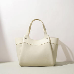 Nuova Borsa a Tracolla da Donna 2026 in Vera Pelle di Vacchetta, Stile Cesto Porta Caramelle, Portatile con Tracolla Singola in Poliestere, per Estate/Inverno - Product Image 6