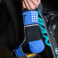 Échantillon gratuit Usine Vente en gros Meilleure qualité Oem Tricoté Sports Bicyclette Chaussettes de cyclisme personnalisées
