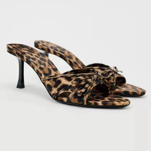 Sandalias de tacón alto con estampado de leopardo para mujer, estilo slingback, para verano 2026, sandalias de tacón de aguja a la moda, informales, para fiesta y uso diario - Product Image 2