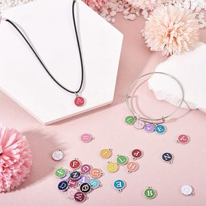 Colgantes de letras esmaltados de doble cara con iniciales A-Z para pulseras, collares y pendientes DIY, venta al por mayor - Product Image 4