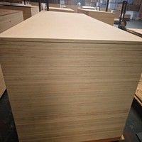 Panneaux de contreplaqué en bois dur de première qualité Xinger au design moderne, Okoume, Bintangor, Pin, Bouleau, normes d'émission de formaldéhyde E1, garantie 1 an