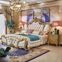 Ensemble de chambre à coucher de luxe en cuir français sculpté couleur or champagne, lit king size pour la maison ou l'appartement