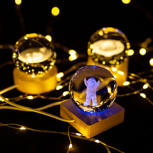 <span class=keywords><strong>Lampe</strong></span> de nuit en boule de cristal 3D avec gravure lumineuse à l'intérieur, base en bois, <span class=keywords><strong>lampe</strong></span> LED créative d'astronomie pour la maison, le bureau, la chambre à coucher, la table - Product Image 3