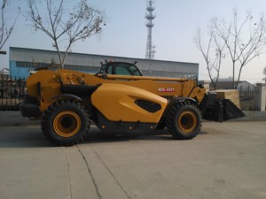 4.5 ton 17m 4 wd telescopico carrello <span class=keywords><strong>elevatore</strong></span> prezzo 17m telescopico carrello <span class=keywords><strong>elevatore</strong></span> telescopico XC6-4517 10 ton XC6-4517K - Product Image 4