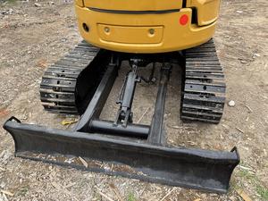 Mini-excavatrice sur chenilles CAT 303 d'occasion de bonne qualité, 3 tonnes, à vendre - Product Image 4