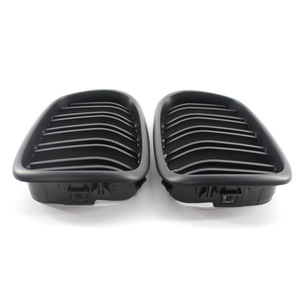 กระจังหน้า BMW E39 สีดำด้าน ลายเส้นคู่ ทำจากพลาสติก ABS สำหรับติดตั้งกับกันชน รุ่นปี 1999-2003 - Product Image 2