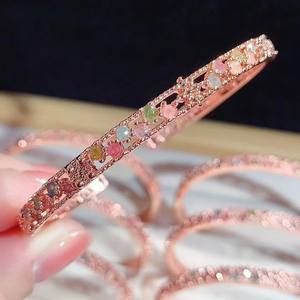 Pulsera con Incrustaciones de Turmalina Natural, Novedosa, Individual, Moderna, de Nicho, de Lujo Ligero y Versátil - Product Image 3