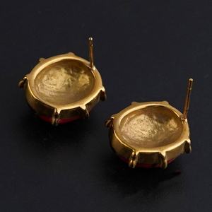 Pendientes Magnéticos de Acero Inoxidable con Diseño de Mariquita Esmaltada a Color Personalizados de Fábrica para Hombres y Mujeres - Product Image 5