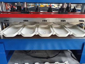เครื่องทำกระเบื้องเคลือบเหล็กสีควบคุมด้วย PLC พร้อมระบบขับเคลื่อนไฮดรอลิกที่เสถียรและการตัดที่ราบรื่น - Product Image 5