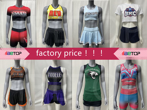 Tenue de cheerleading rose vif et noire avec crop top orné de strass et jupe en maille scintillante pour la danse et la pratique compétitive - Product Image 5