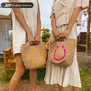 Kalanta Vrouwen Zomer Strand Handtas Rotan Geweven Handgemaakte Gebreide Stro Grote Capaciteit Crewel Glimlach Tote Schouder Handtas Custom