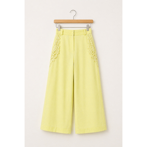 Pantalon large jaune citron pour femme avec détails en dentelle florale, taille haute, élégant et décontracté, idéal pour le bureau et les soirées - Product Image 1