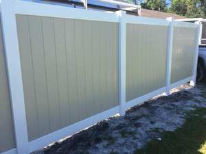 Kit de panneaux de clôture Fentech Anti-UV 6x8 pieds, imitation bois ASA, vinyle, pleine intimité, avec poteaux et accessoires - Product Image 3