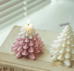 Cadeau personnalisé Offre Spéciale Bougies aromatiques uniques en forme d'arbre de Noël en cire de paraffine - Product Image 3