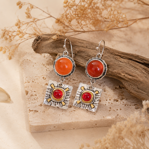 Orecchini lunghi rossi vintage artistici, accessori e regali da donna per l'uso quotidiano e per le feste - Product Image 6