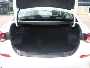 Chevrolet Monza 1.5 2024, <span class=keywords><strong>automobile</strong></span> Chevrolet Monza, essence 2024, 1.3 T, hybride léger, 1.5 L Turbo Cip Tashkent Monza - Product Image 3