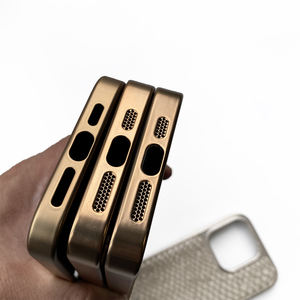 Funda de teléfono móvil de cuero con patrón de pitón TPU de galvanoplastia de alta calidad para iPhone 15 Pro Max 14 Plus 13 - Product Image 6