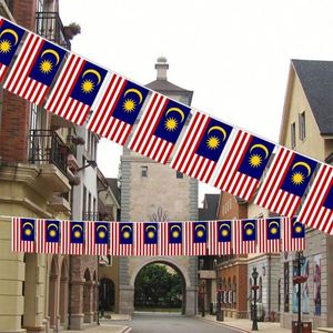 Venta al por Mayor de Guirnaldas de Banderines de Malasia, Banderas de Malasia para Desfiles y Decoraciones - Product Image 5