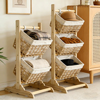 Panier de rangement rectangulaire moderne en rotin naturel durable et bois massif, tressé à la main, pour intérieur décontracté style ferme