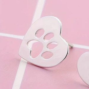 Orecchini a Perno con Impronta di Zampa di Gatto, Design Minimalista e Trendy, Gioielli da Donna alla Moda per Uso Quotidiano, Idea Regalo - Product Image 6