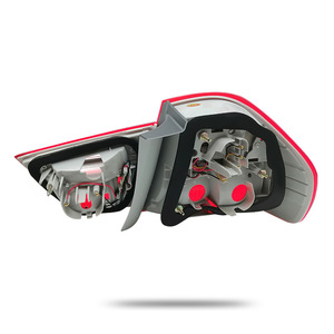 ฝาครอบไฟท้ายสำหรับบีเอ็มดับเบิลยู ซีรีส์ 3 E90 ไฟเบรกถอยหลัง ป้องกันส่วนท้ายรถ หมายเลขอะไหล่ 63217289425 - Product Image 1